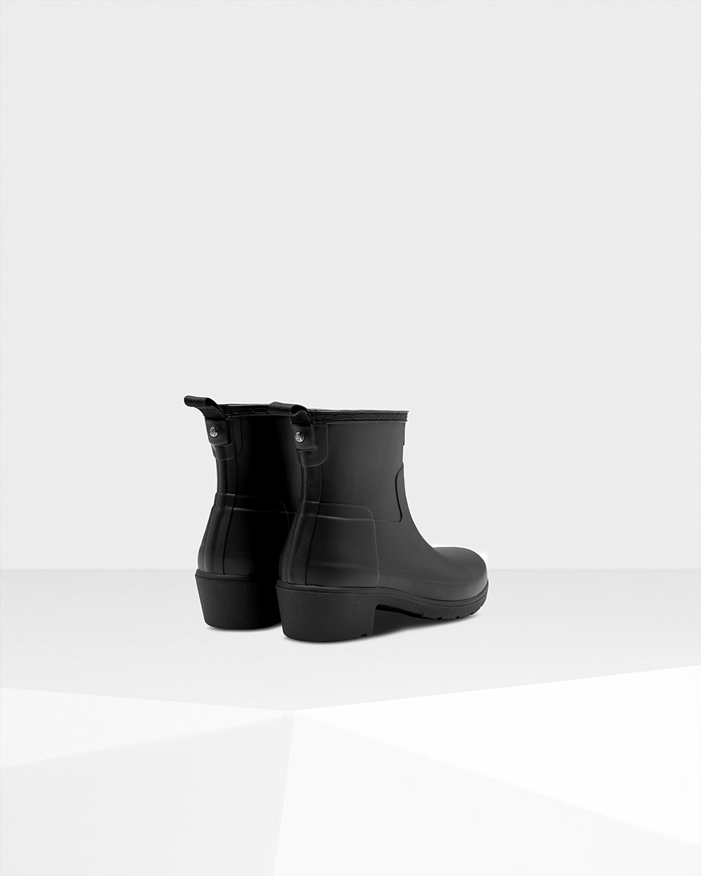 Womens Heeled Boots - Hunter Refined Slim Fit Low Ankle (94LNDAFOW) - Black